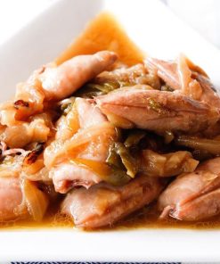 Alternative view of Chipirones encebollados