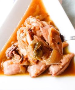 Chipirones encebollados