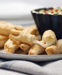 Alternative view of Tequeños Rellenos de Queso Andino