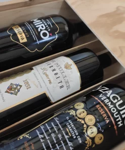 Alternative view of Pack VERMUTS DE REUS “RESERVAS”