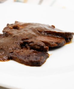 Alternative view of Carrillera loncheada en salsa