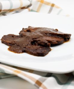 Carrillera loncheada en salsa